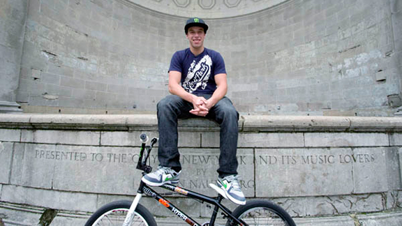 as_bmx_spinnersitting_576